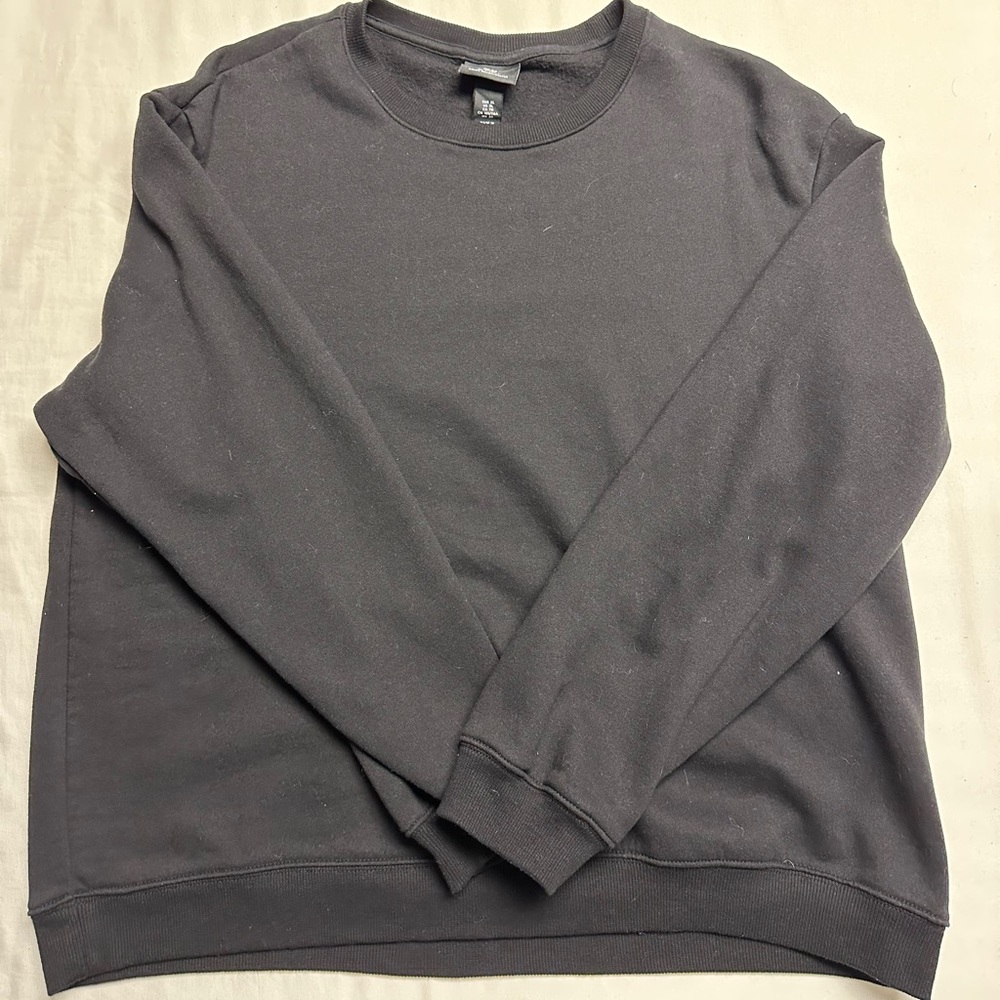Black H&M crewneck